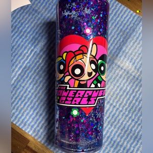 Power Puff girls, snow globe comes with lid and straw